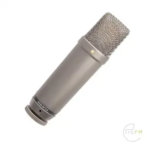 Pro FM Broadcast - Rode NT1A Studio Condenser Microphone
