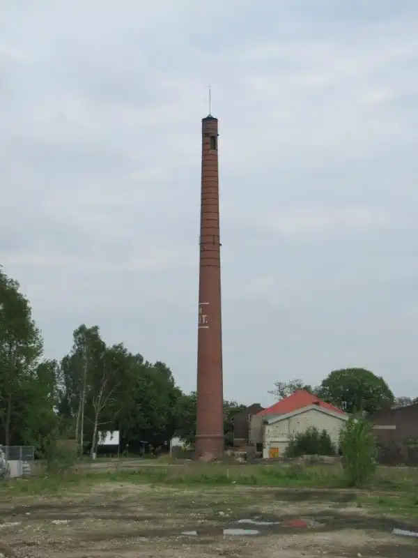 Pro FM Broadcast installs antenna on old chimney